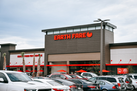 Earth Fare's new store at Shoppes of St. Johns Parkway will open in the second quarter of 2021 in Saint Johns, FL. (Photo: Business Wire)