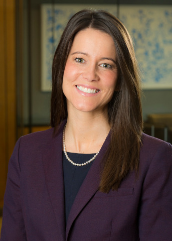 Kyra Fecteau is a vice president of Loomis, Sayles & Company and portfolio manager for securitized credit strategies managed by the mortgage and structured finance team. (Photo: Business Wire)