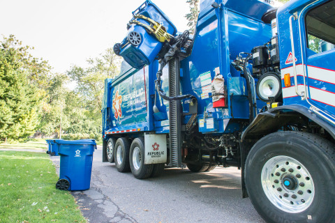 Through a Strategic Alliance Agreement, two of Republic’s refuse vehicles will be retrofitted with electric motors and Romeo Power battery packs. (Photo: Business Wire)