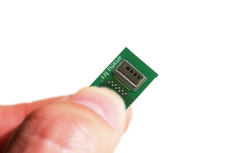 thumbnail Silicon CMOS type Smell Sensor Development Kit (Product ID: 5C-SSM) (Photo: Business Wire)