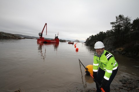 Founder and Chair, Peder Nærbø, from Bulk Infrastructure at the landing of HAVFRUE Subsea System outside Kristiansand in the southern part of Norway. (Photo: Business Wire)