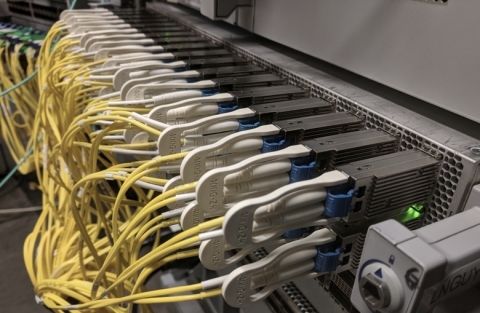 Shown are 36 NeoPhotonics QSFP-DD 400ZR Modules Operating in an Arista Switch (Photo: Business Wire)
