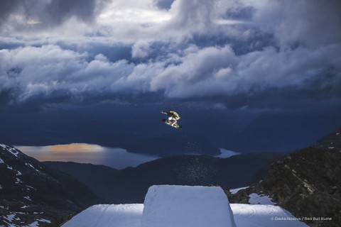 A semi-finalist of 2019’s Best of Instagram category, Dasha Nosova (age 16) snapped this of a snowboarder in Norway. (Photo: Dasha Nosova / Red Bull Illume)