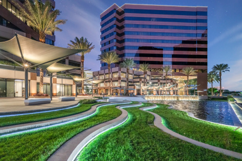 Centerview Plaza's multi-million dollar makeover emulates an 'urban forest' while providing ample creative outdoor spaces for tenants and visitors alike. (Photo: Business Wire)