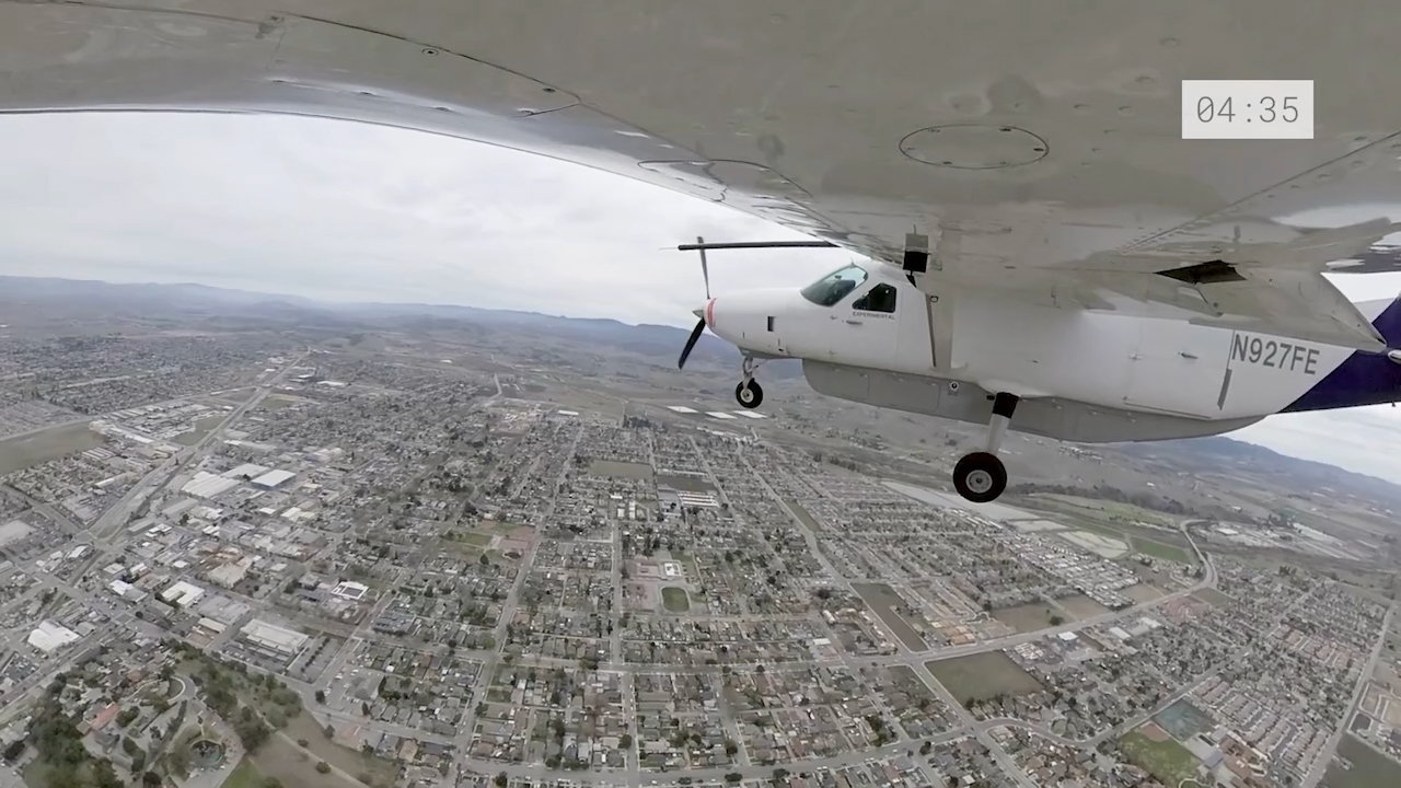 Cessna 208 flight test remotely piloted from control center