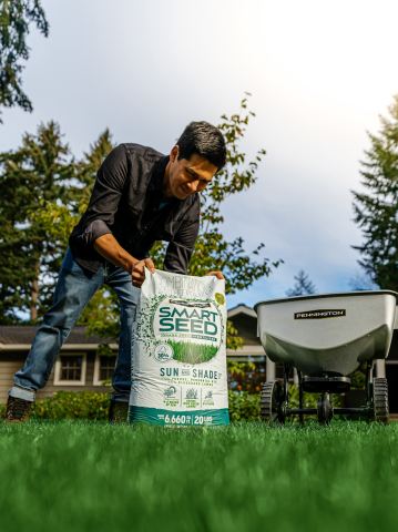 Pennington Smart Seed offers homeowners everything they need in one convenient bag – now consumers can spend less time worrying about how to take care of their lawns and spend more time enjoying them. (Photo: Business Wire)