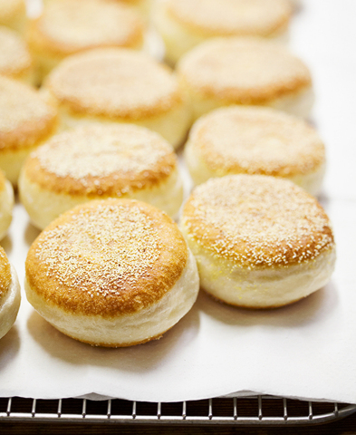 original The Model Bakery English Muffin is now available for home delivery through Goldbelly. (Photo: Business Wire)