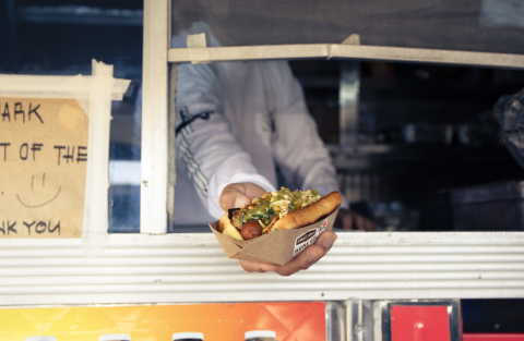 Chef Roy Choi and Field Roast team up to create the Kogi Plant-Based Dog (aka ‘The Home Run’). (Photo: Business Wire)