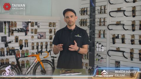 thumbnail Hr. Reynaldo Ilagan, Chief Product Manager von Merida, präsentierte die 4. Generation seines Alleskönner-Aero-Bikes, Reacto (Photo: Business Wire)