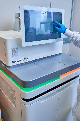 IBX NGS Sequencing Lab (Photo: Business Wire)
