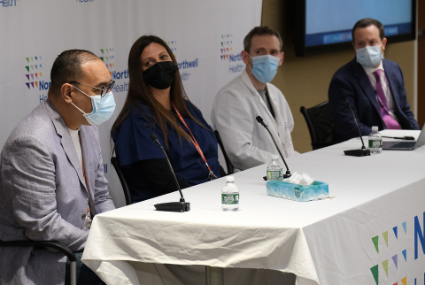 (From left to right) Carlos Rivera, nurse Elyse Isopo, Dr. Fred Davis, and Dr. Mayer Bellehsen (Photo: Business Wire)