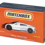 マテル、99%リサイクル材料で作られたカーボンニュートラル認定ダイキャストカーとして初となり、当ブランドの青写真の役目を果たすマッチボックス・テスラ・ロードスターを発表