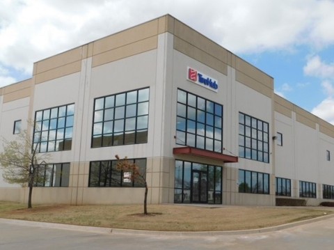 Fort Worth-based Corinth Land Co. and Dallas-based Prattco Creekway Industrial (PCI) have purchased two Class A buildings, 121,600 SF, located within Oklahoma City’s dominant Southwest Industrial Market. This is the 10th partnership acquisition for Corinth Land and PCI, marking an investment of more than $50 million and approximately 700,000 SF of industrial space in their portfolio. (Photo: Troy Grant, Epic Foto Group)
