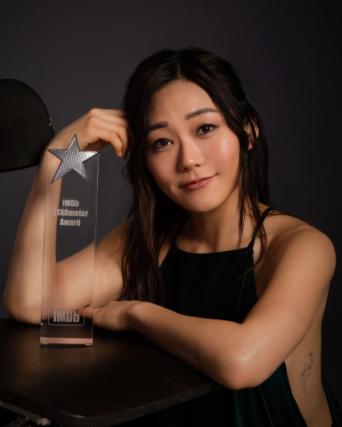 Karen Fukuhara receives an IMDb STARmeter Award in the "Fan Favorite" category. (Photo courtesy of IMDb)