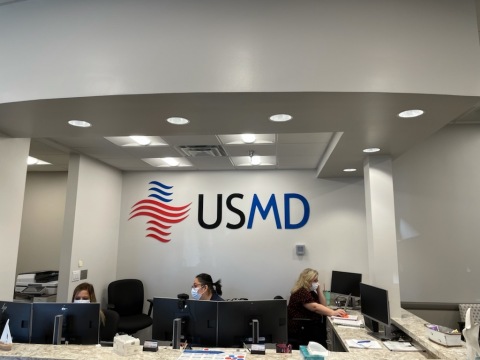 Reception and check-in desk at USMD's Red Bird Square Cancer Care and Infusion Center, Dallas, TX. (Photo: Business Wire)