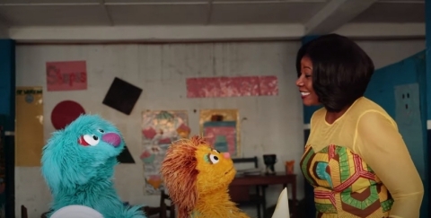 The Techniques for Effective Teaching (TFET) videos feature engaging and playful interactions between Sesame Street Muppets Zobi and Kami, with actress Matilda Asante in the role of their teacher. (Photo: Business Wire)