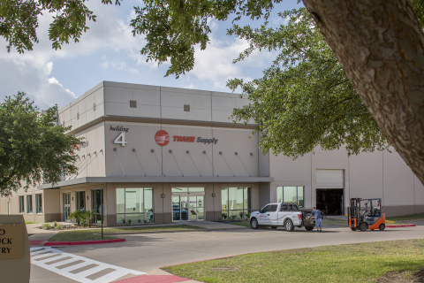 KBS sells SouthPark Commerce Center, a four-building, 100% leased, 372,763-square-foot Class A industrial/flex park in Austin, Texas. (Photo: Business Wire)