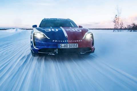 thumbnail 30° to +30° Porsche goes the extreme to kick off the launch for the new Taycan Cross Turismo (Photo: AETOSWire)