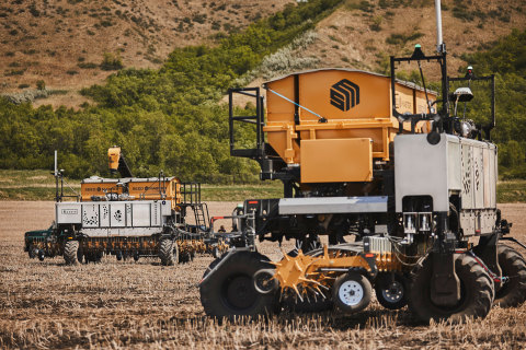 The second OMNiPOWER platform will allow Haggerty AgRobotics to lead the industry as one of the first customers to implement a real-world fleet of autonomous machines. Haggerty AgRobotics will now manage a fleet of OMNi platforms with machine-to-machine connectivity through the Viper® 4+ field computer. (Photo: Business Wire)