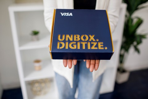 In Washington D.C., Visa delivers 'commerce in a box' to local Black-owned small businesses (SMBs). The curated selection of offers, discounts and bundles from Visa’s Authorize.net and Visa's partners is designed to help SMBs  move their business forward digitally. (Photo: Business Wire)