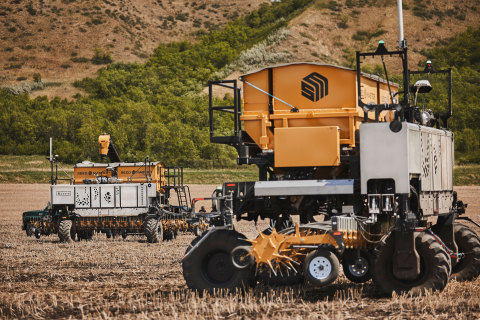 thumbnail The second OMNiPOWER platform will allow Haggerty AgRobotics to lead the industry as one of the first customers to implement a real-world fleet of autonomous machines. Haggerty AgRobotics will now manage a fleet of OMNi platforms with machine-to-machine connectivity through the Viper® 4+ field computer. (Photo: Business Wire)
