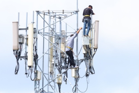 Operators Speed 5G Network Upgrades with CommScope’s HELIAX (Photo: Business Wire)