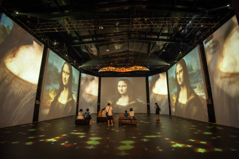 One of the featured immersive rooms staged at the Da Vinci Experience. (Photo: Business Wire)