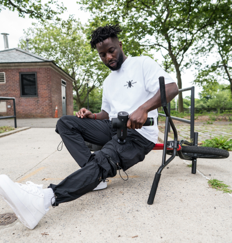 Nigel Sylvester Joins Hyperice as Global Ambassador (Photo: Business Wire)