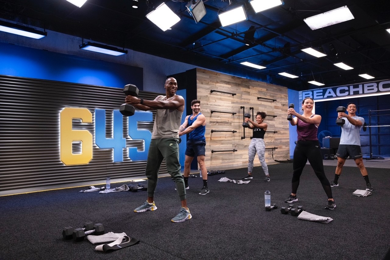 645 Beachbody Super Trainer & Celebrity Fitness Trainer Amoila Cesar Debuts ...