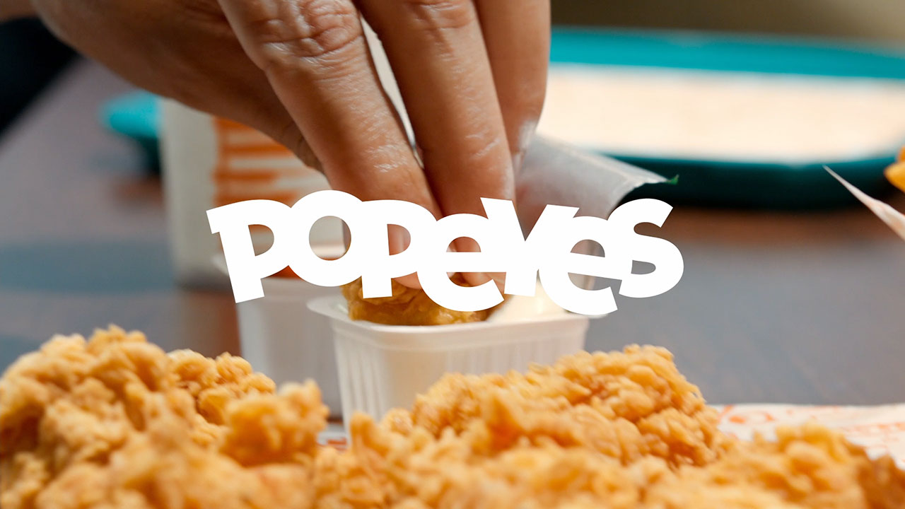 POPEYES® SAYS GOODBYE TO CHICKEN WARS AS THEIR NEW GAME CHANGING NUGGETS HITS STORES NATIONWIDE, AND THIS TIME THEY COME IN PIECE, 8 PIECE. (Photo: Business Wire)