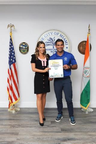 original Natalia Denegri with Miami’s mayor Francis X. Suárez (Photo: Business Wire)
