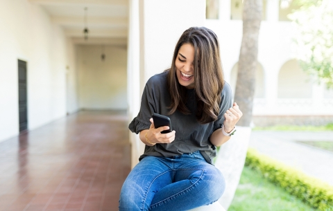 Switch and upgrade to unlimited 5G for $25/month - the prepaid industry's best price for an unlimited plan with 5G. Plus, get a free 5G phone. (Photo: Business Wire)