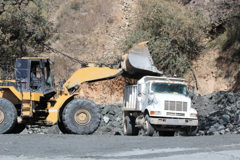 original Truck being loaded at Bolivar Rom Pad before heading to Concentrate Plant (Photo: Business Wire)