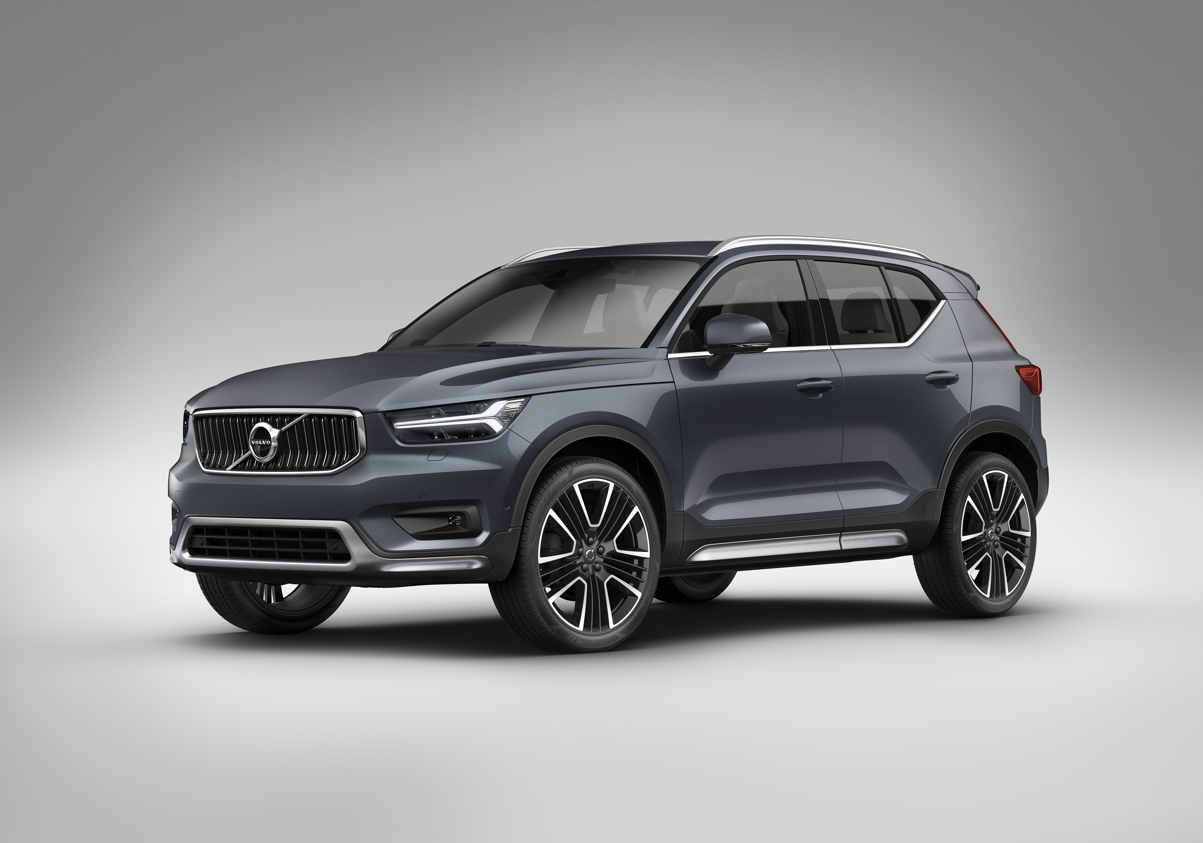 Volvo XC40 Recharge Electric 22MY: Seamless Digital Experience Eclipses Driving Feature Accessibility, Finds Strategy | Business Wire