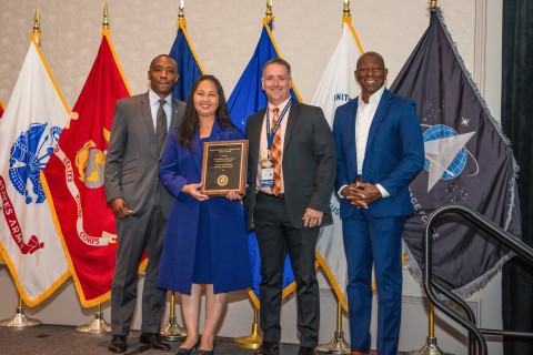 From left to right: Mr. William Roberts, Asst Deputy Commandant for Program and Resources, U.S. Marine Corps; Maria May Crawford, NS Everett Branch Manager; Carter Pope, Regional Manager; Captain Keith Hoskins (USN Retired), Executive Vice President of Branch Operations (Photo: Business Wire)