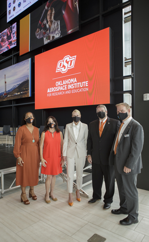 From left: Millwood Public Schools Superintendent Cecilia Robinson-Woods, Frontier Electronics CEO Brenda Rolls, Oklahoma State University President Kayse Shrum; Paul Tikalsky, dean of the College of Engineering, Architecture and Technology; and Kenneth Sewell, Vice President for Research at OSU. (Photo: Business Wire)