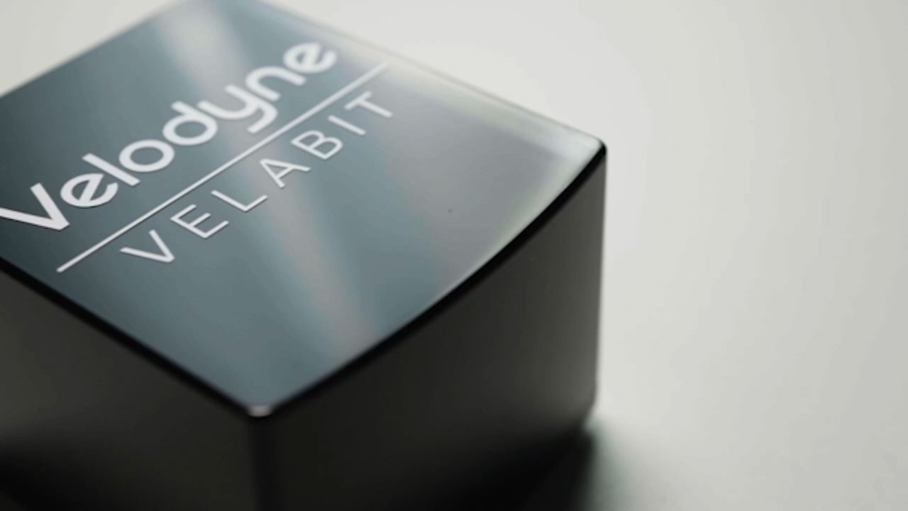 thumbnail Velabit™, Velodyne Lidar’s smallest sensor, brings new levels of versatility and affordability to 3D lidar perception. This compact, mid-range lidar sensor is highly configurable for specialized use cases and can be embedded almost anywhere within vehicles, robots, unmanned aerial vehicles (UAVs) and infrastructure. (Video: Velodyne Lidar)