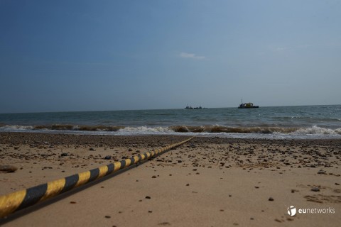 thumbnail Cable pull at Lowestoft (Photo: Business Wire)