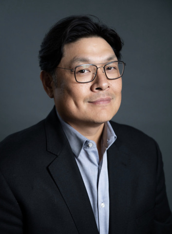 Chee Min Hong brings more than 20 years of experience to MANSCAPED’s new VP of Product Development position. (Photo: Business Wire)