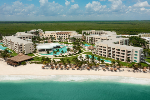 Hyatt Ziva Riviera Cancun Aerial View (Photo: Business Wire)