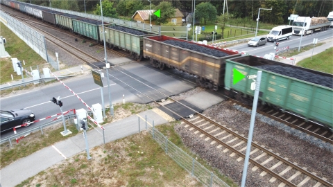 original Cepton's lidar sensors are installed at the busy level crossing to monitor a complicated traffic scenario. ©Belam. Photo Credit: Belam