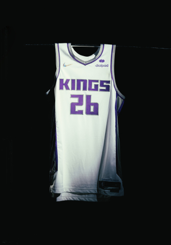 Sacramento Kings jersey showcasing Dialpad logo. (Photo: Business Wire)