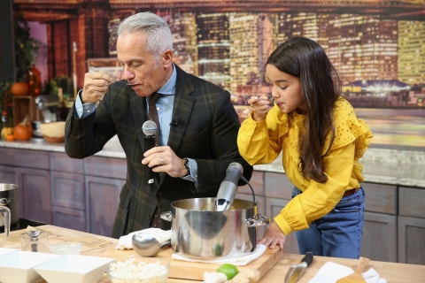 Catch Geoffrey Zakarian at the family-friendly Culinary Demonstrations presented by Liebherr Appliances. (Photo: Business Wire)