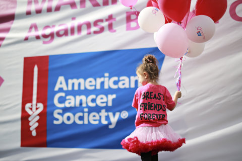 Winn-Dixie customers in Alabama, Mississippi, the Florida Panhandle and Columbus, Georgia can support American Cancer Society's Making Strides Against Breast Cancer by rounding up their grocery total at checkout through Oct. 26. (Photo: Business Wire)