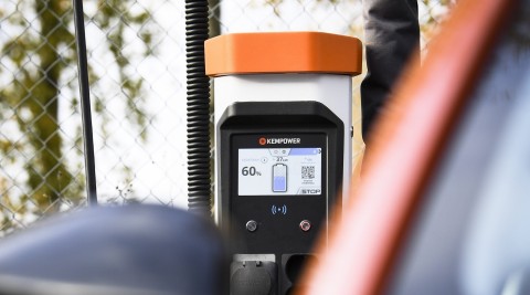 thumbnail Kempower, a leading e-mobility charging technology provider, has announced a partnership with Gilbarco Veeder-Root (GVR), the global leader in technology solutions for the retail fueling and convenience market. GVR will offer Kempower’s EV chargers as part of its EVerse offering, which also includes network management software, installation and maintenance services. (Photo: Business Wire)