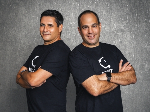Aquant Co-founders Shahar Chen (L) and Assaf Melochna (Photo: Business Wire)