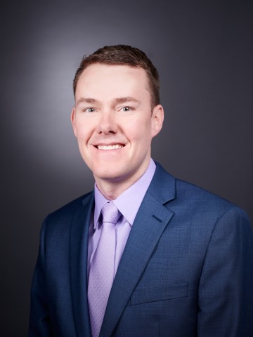 original Chris Hemmings was promoted to Chief Operating Officer, Summit Bank (Photo: Business Wire)