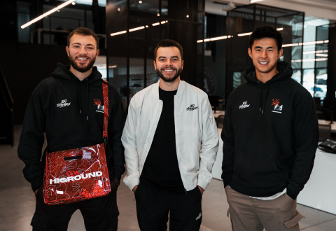 Matthew “Nadeshot” Haag, Founder & CEO of 100 Thieves (middle), and Higround Brand Founders, Rustin Sotoodeh and Kha Lu (Photo: Business Wire)