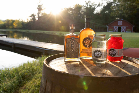 Ole Smoky Distillery, one of the nation’s fastest growing spirits companies, has earned the Impact Blue Chip Award from M. Shanken Communications. (Photo: Business Wire)