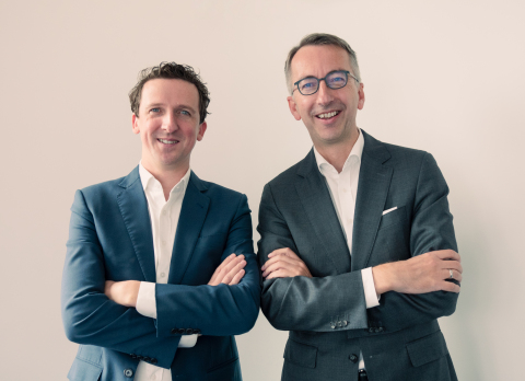 original Conor Crowley, CEO Vizor and Head of SupTech at Regnology, and Jürgen Lux, CEO, Regnology (Photo: Regnology)